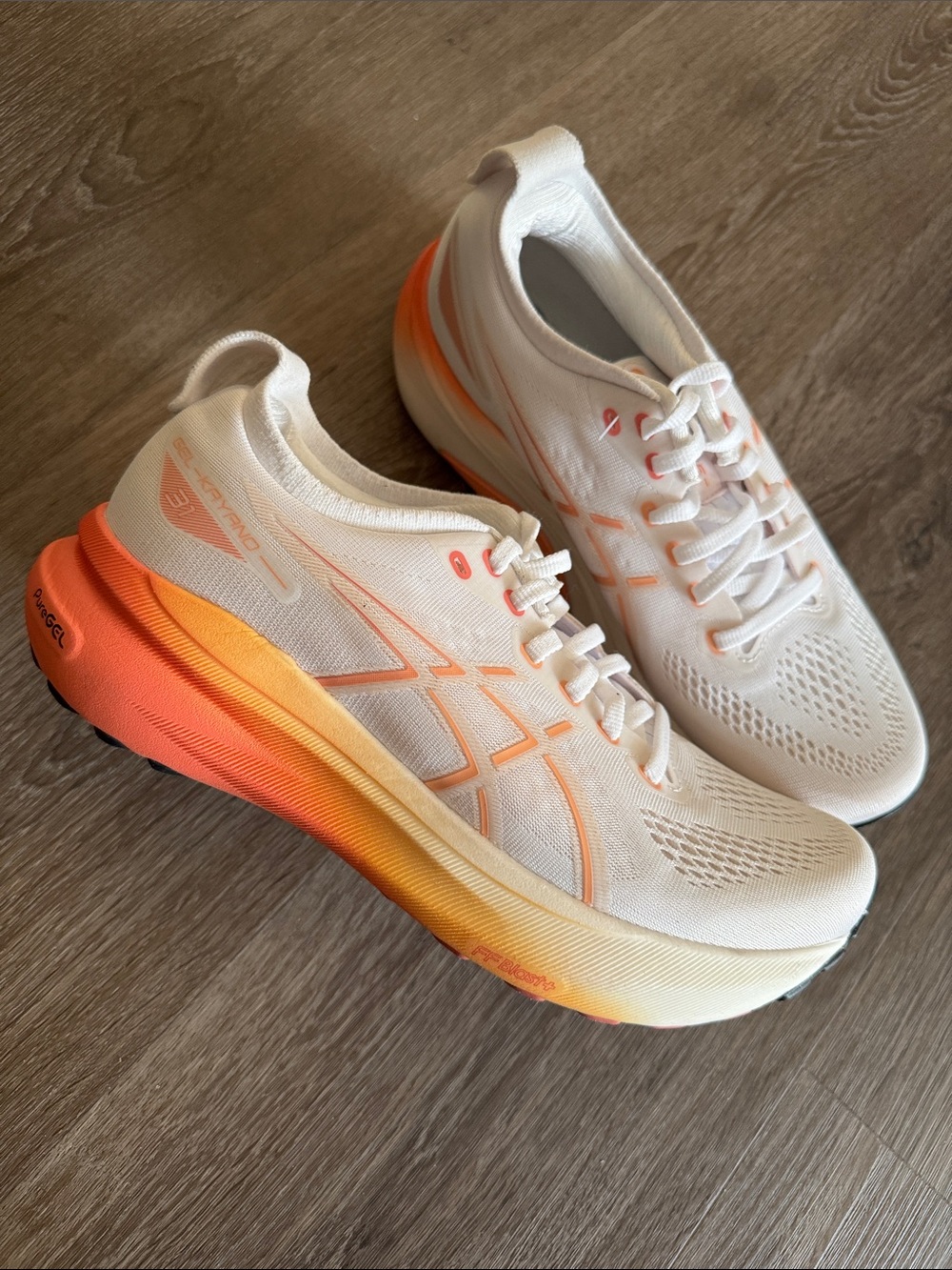 NWOT Asics Gel Kayano 31 - Picture 2 of 5